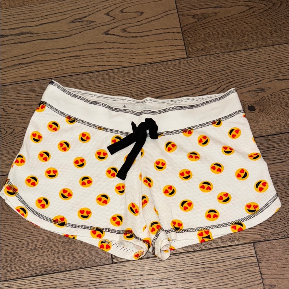 P.J. Salvage White Emoji Print Shorts size XS